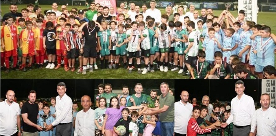 Kartepe U12 Minikler Turnuvası'nda Fatih Sultan Mehmetspor Şampiyon