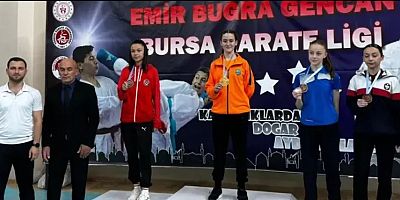 Kartepe Genlik ve Spor Kulbnden Karateci Elif Berre Bursada ?ampiyon